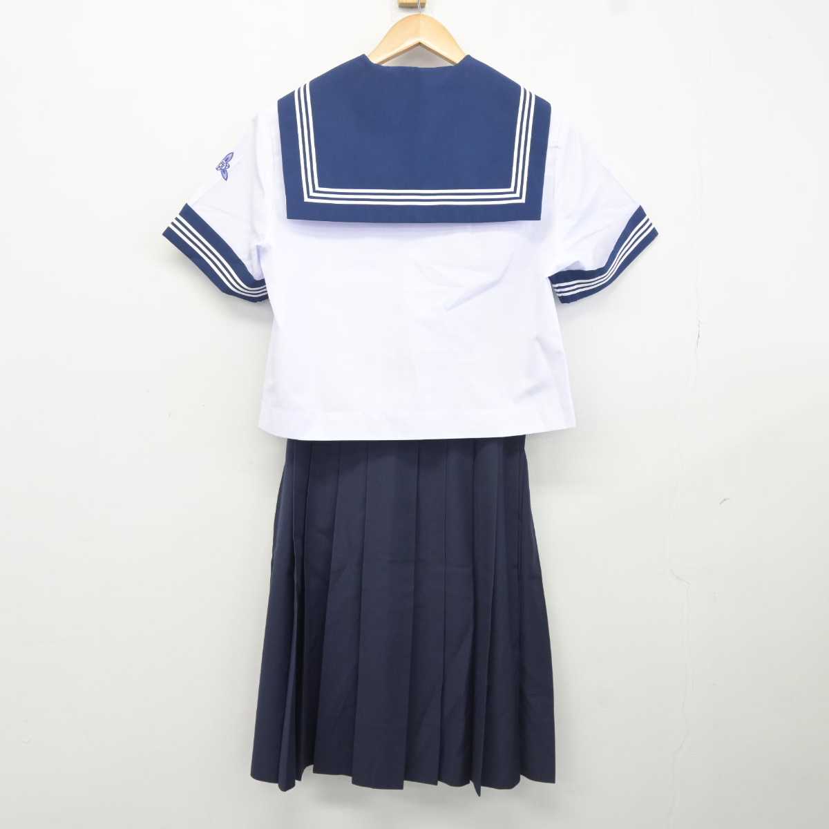 【中古】山梨県 韮崎西中学校 女子制服 3点 (セーラー服・スカート) sf040977