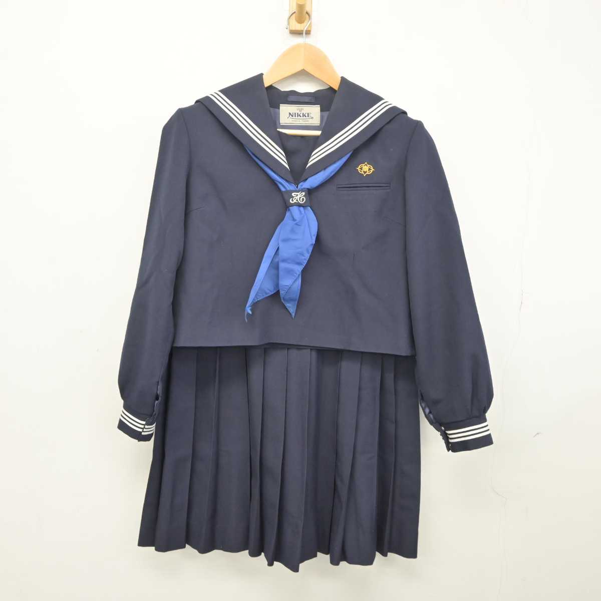 【中古】茨城県 総和南中学校 女子制服 3点 (セーラー服・スカート) sf041070