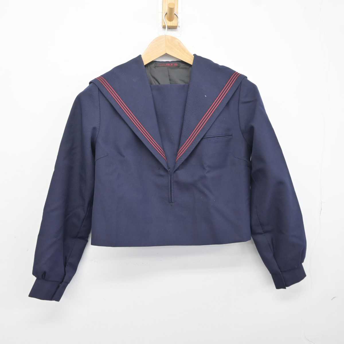 【中古】福岡県 直方第一中学校 女子制服 2点 (セーラー服・スカート) sf041077