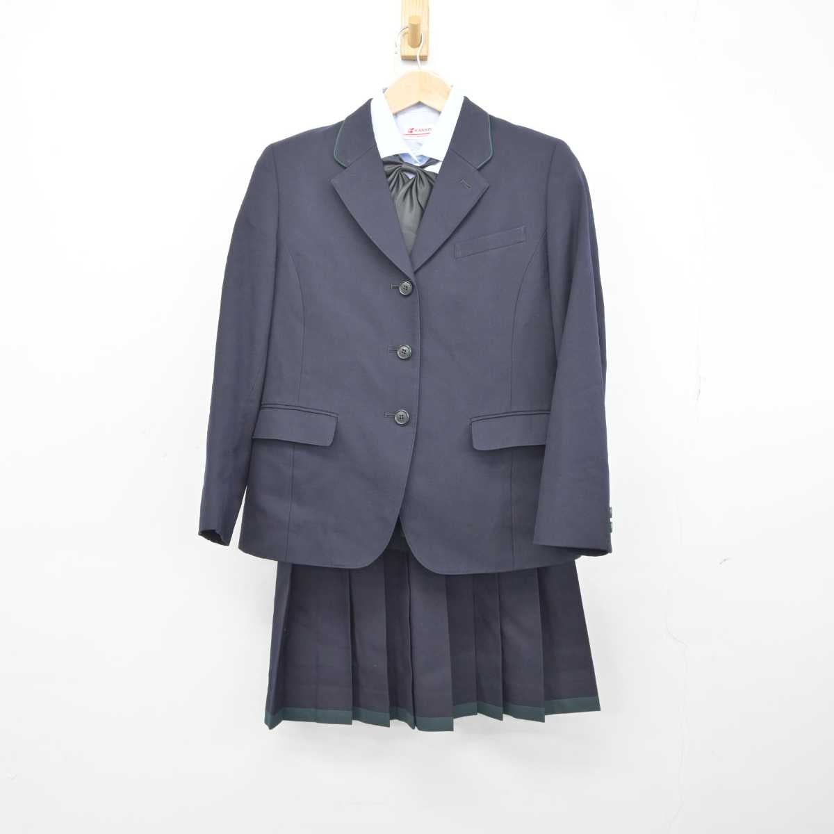 【中古】東京都 文京学院女子高等学校 女子制服 4点 (ブレザー・シャツ・スカート) sf041131