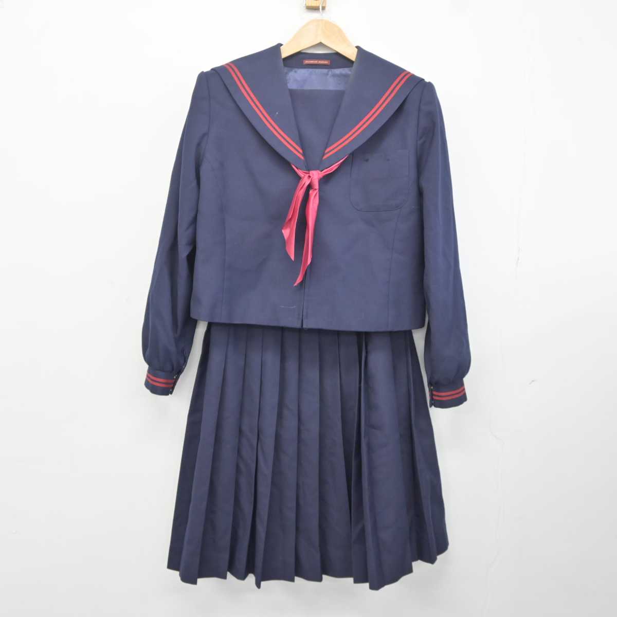 【中古】岐阜県 岐阜西中学校 女子制服 3点 (セーラー服・スカート) sf041151