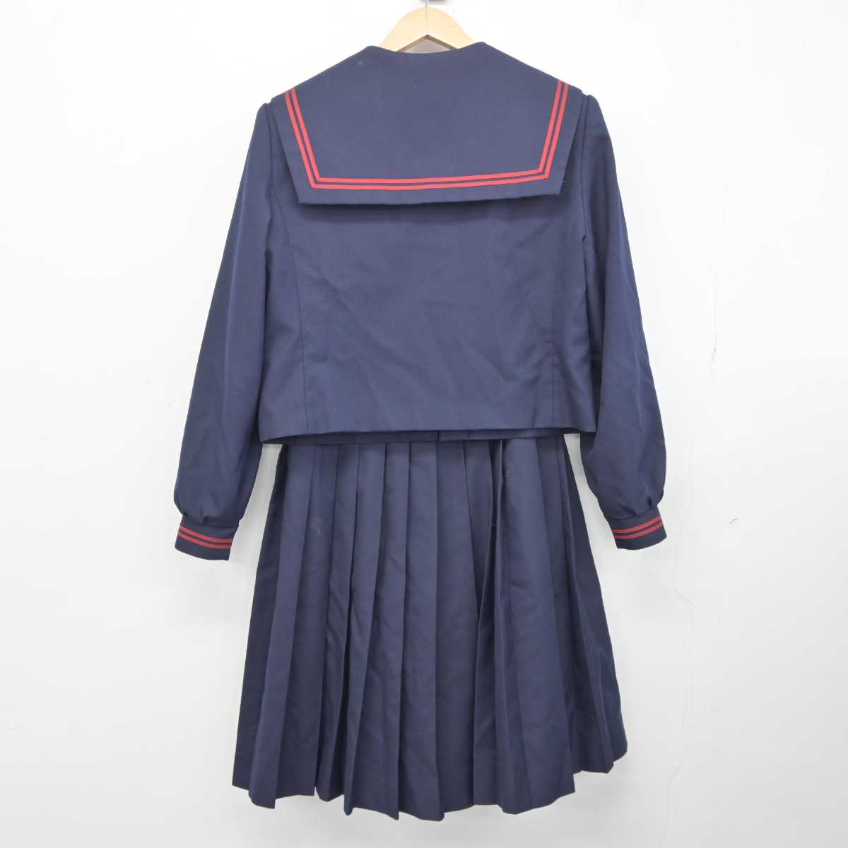 【中古】岐阜県 岐阜西中学校 女子制服 3点 (セーラー服・スカート) sf041151