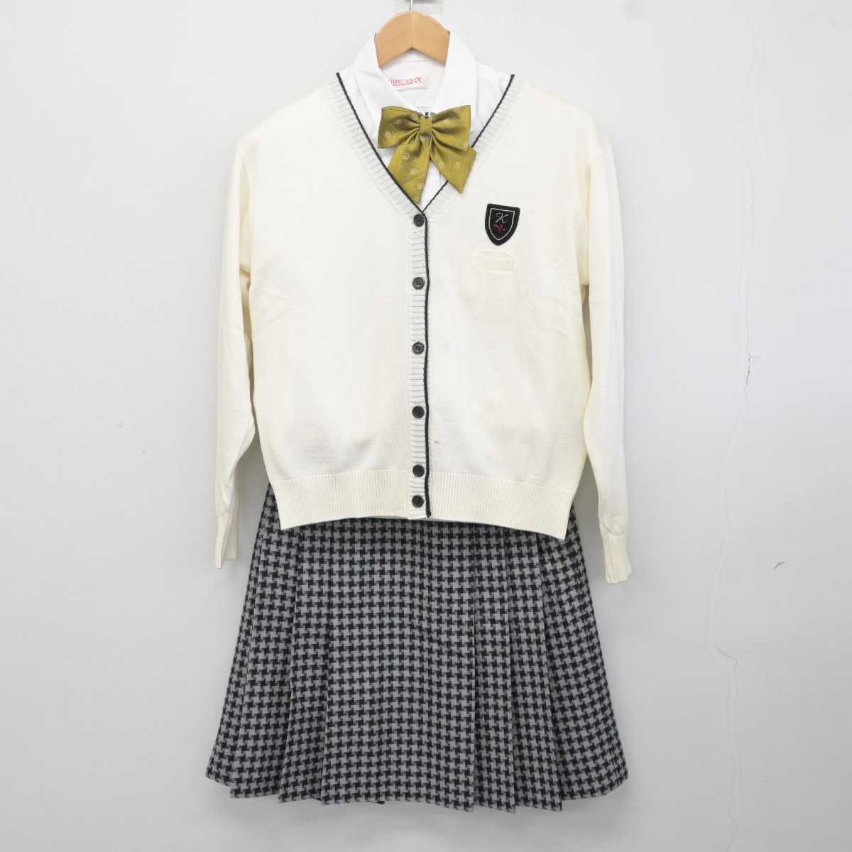 【中古】京都府 光華高等学校 女子制服 6点 (ブレザー・ニット・シャツ・スカート) sf041234