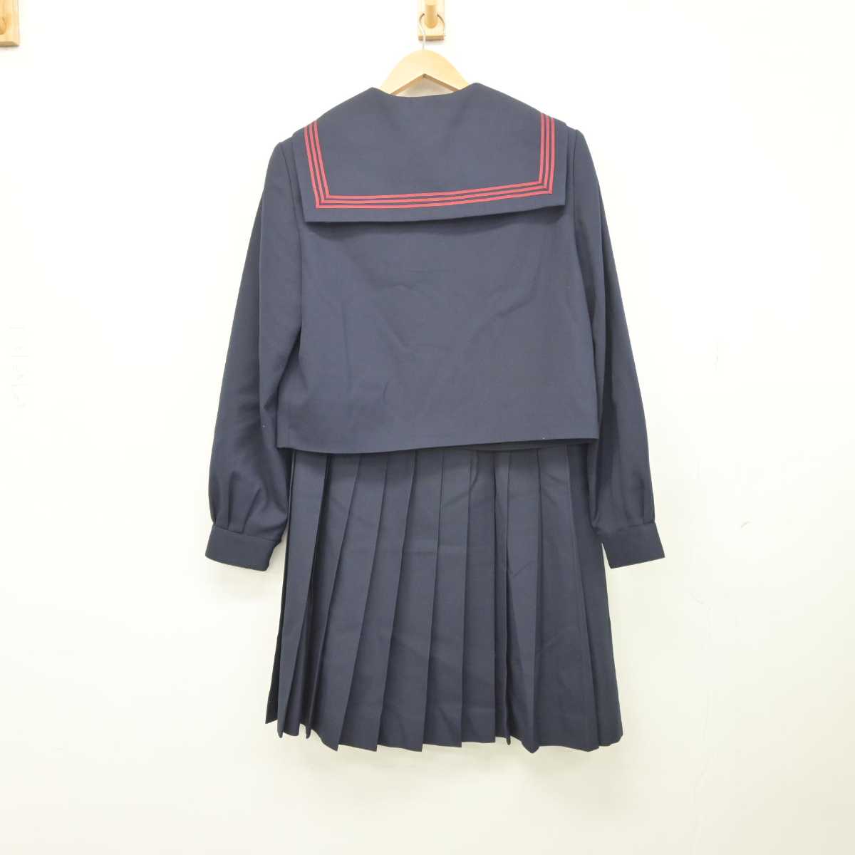 【中古】青森県 筒井中学校 女子制服 3点 (セーラー服・スカート) sf041244