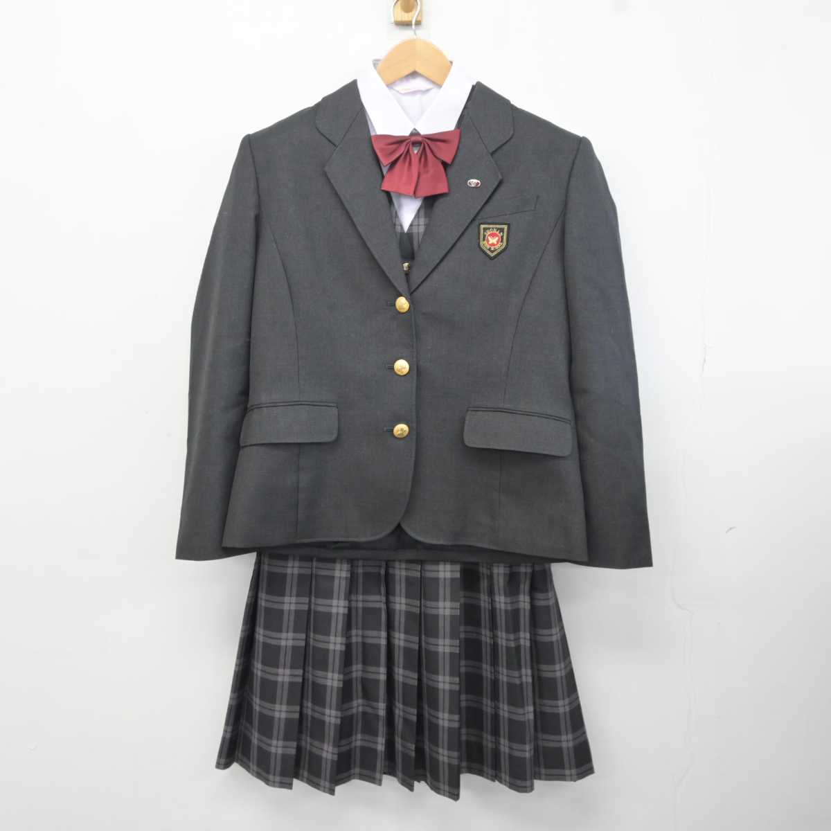 【中古】鹿児島県 樟南高等学校 女子制服 6点 (ブレザー・ベスト・シャツ・スカート) sf041349