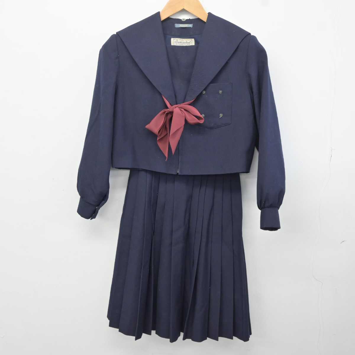 【中古】愛知県 名古屋市立大江中学校 女子制服 3点 (セーラー服・スカート) sf041360