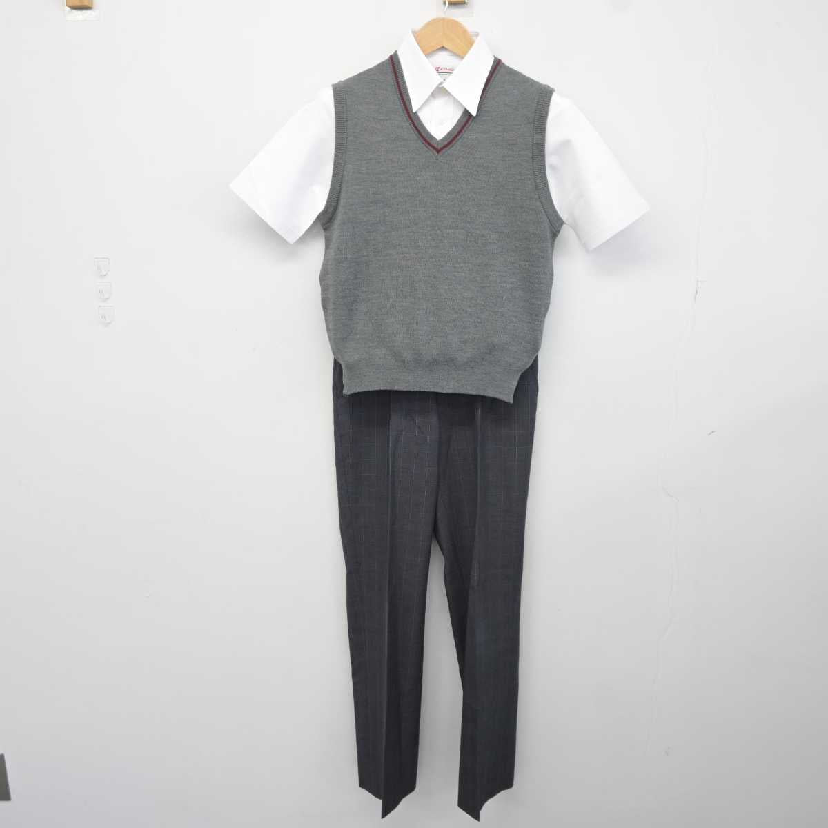 【中古】京都府 朱雀高等学校 男子制服 3点 (ニットベスト・シャツ・ズボン) sf041388