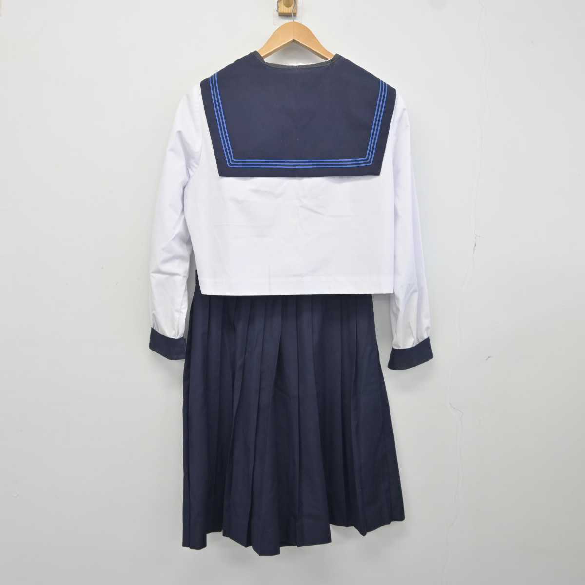 【中古】北海道 富川高等学校 女子制服 3点 (セーラー服・シャツ・スカート) sf041483