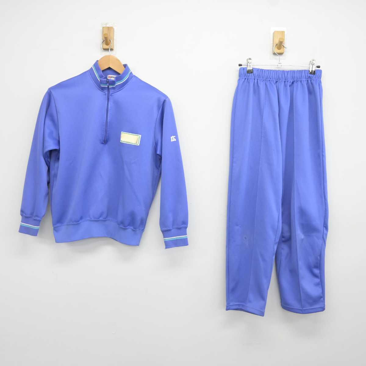 【中古】埼玉県 杉戸町立広島中学校 女子制服 2点 (ジャージ 上・ジャージ 下) sf041576