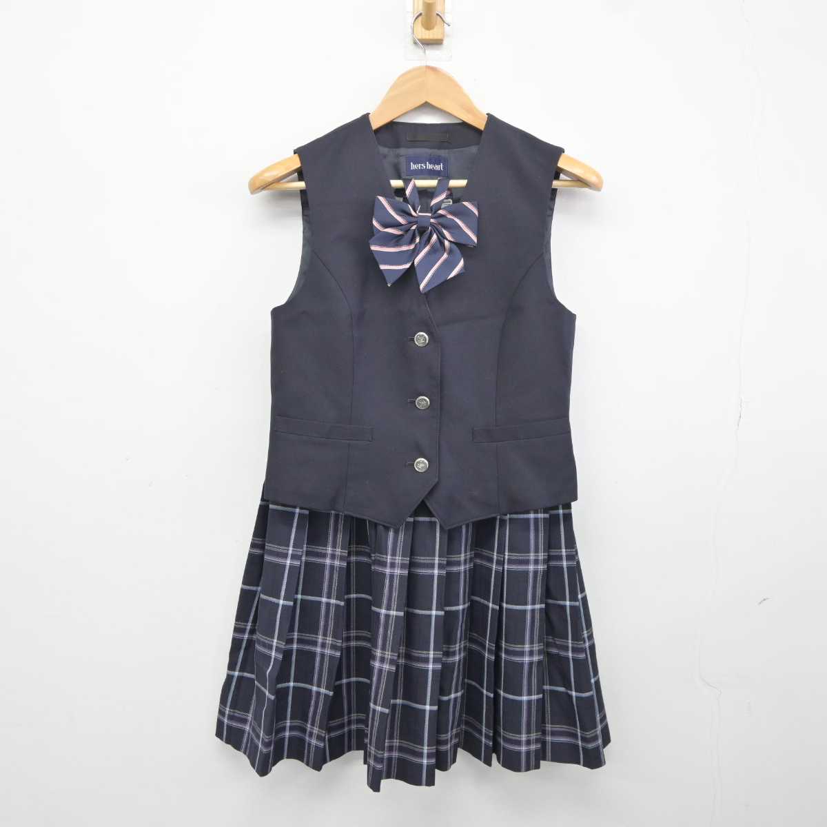 【中古】埼玉県 新座柳瀬高等学校 女子制服 3点 (ベスト・スカート) sf041587