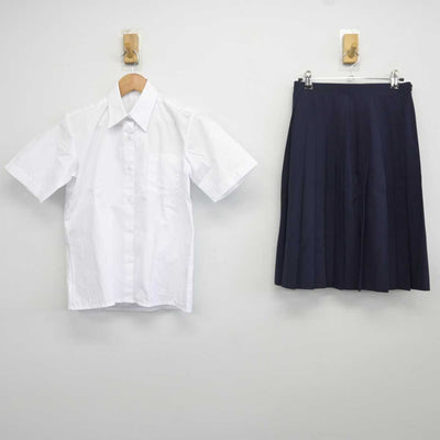 【中古】千葉県 国吉中学校 女子制服 2点 (シャツ・スカート) sf041638