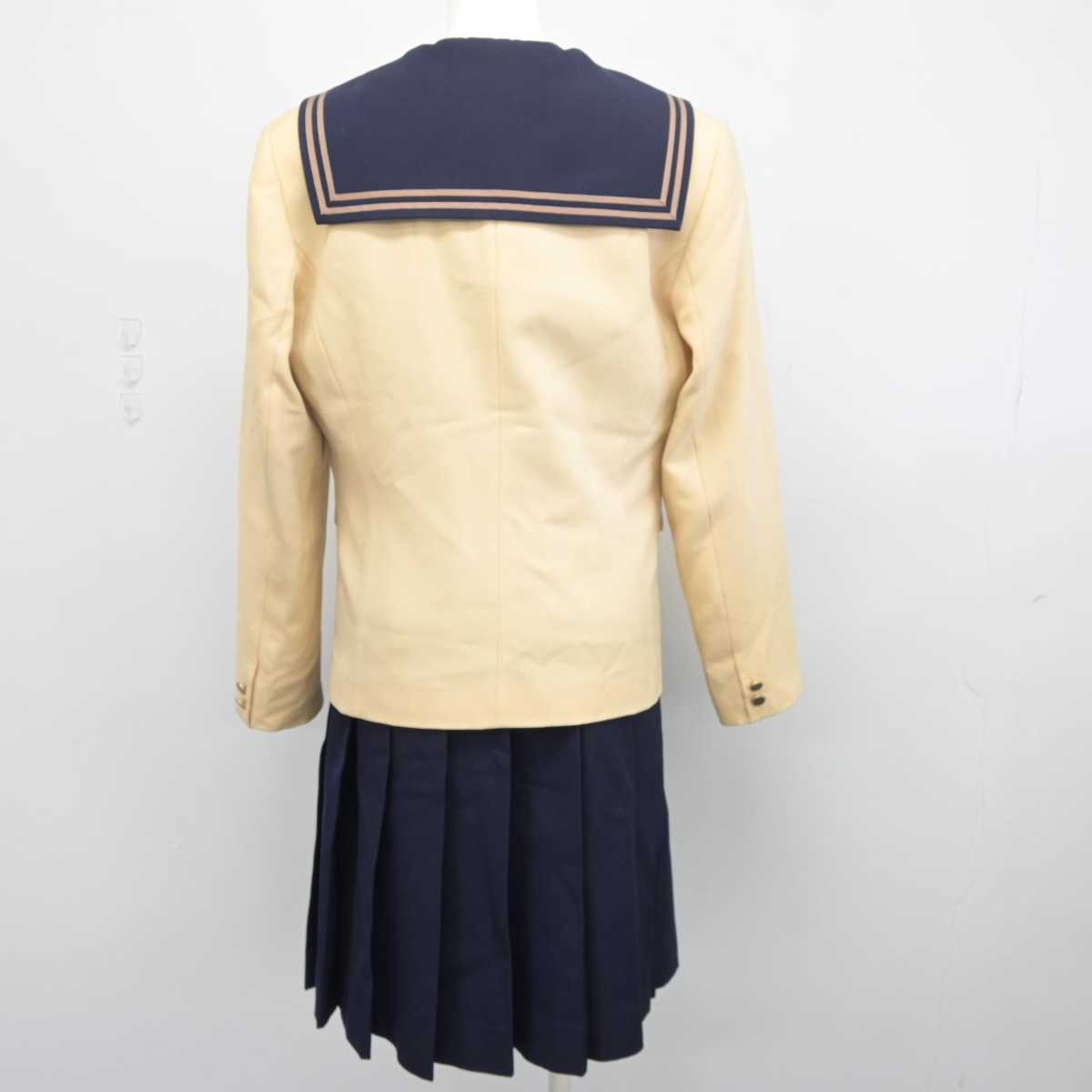 【中古】埼玉県 武蔵越生高等学校 女子制服 4点 (ブレザー・セーラー服・スカート) sf041640