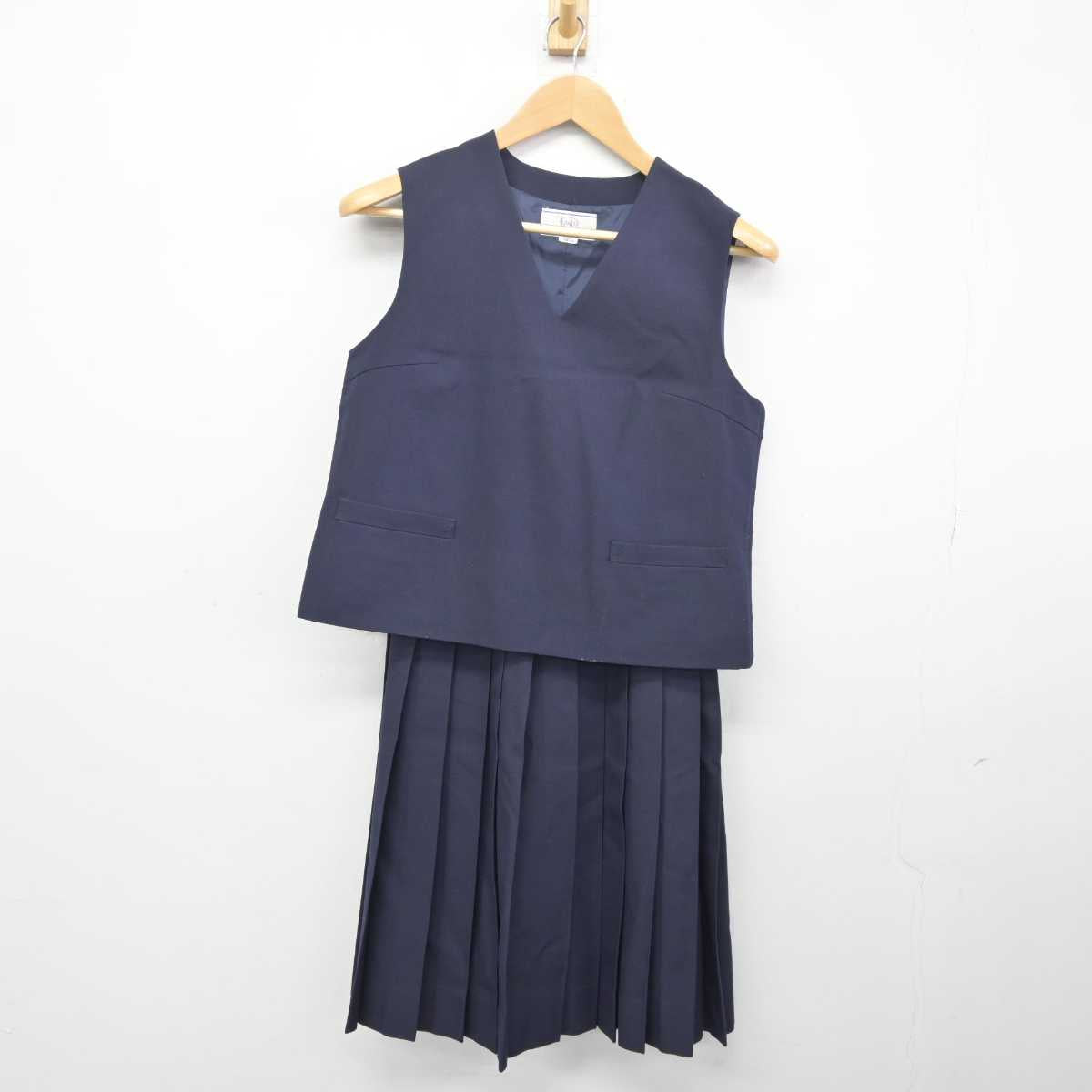 【中古】岡山県 柵原中学校 女子制服 3点 (セーラー服・ベスト・スカート) sf041696