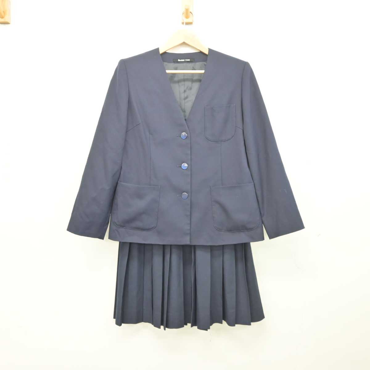 【中古】埼玉県 指扇中学校 女子制服 3点 (ブレザー・ベスト・スカート) sf041730