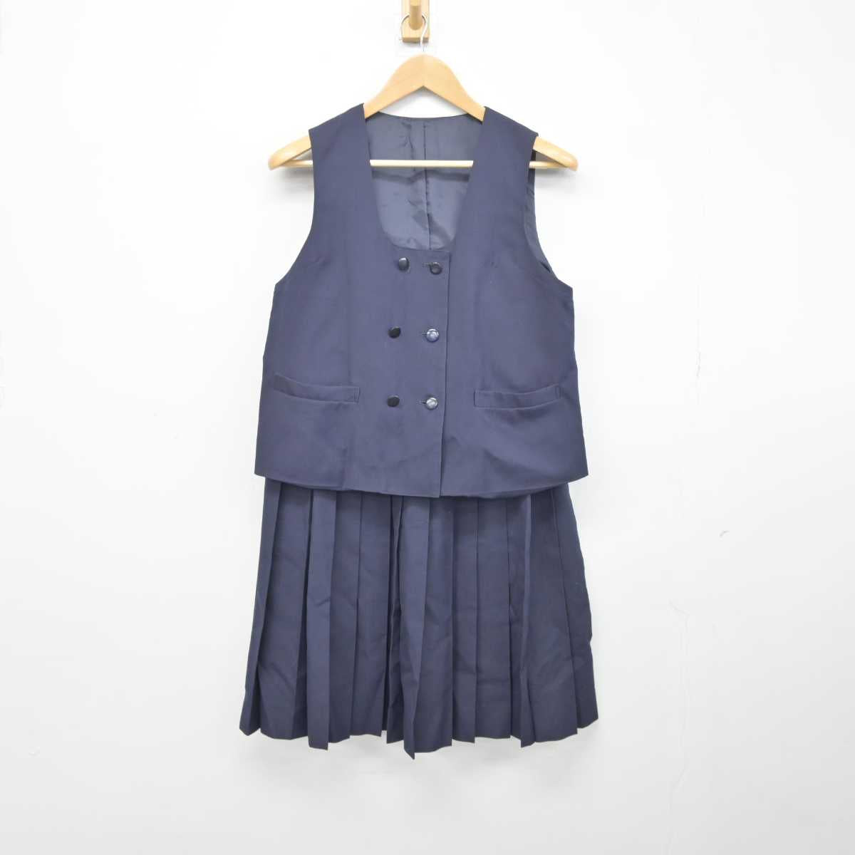 【中古】埼玉県 指扇中学校 女子制服 2点 (ベスト・スカート) sf041732