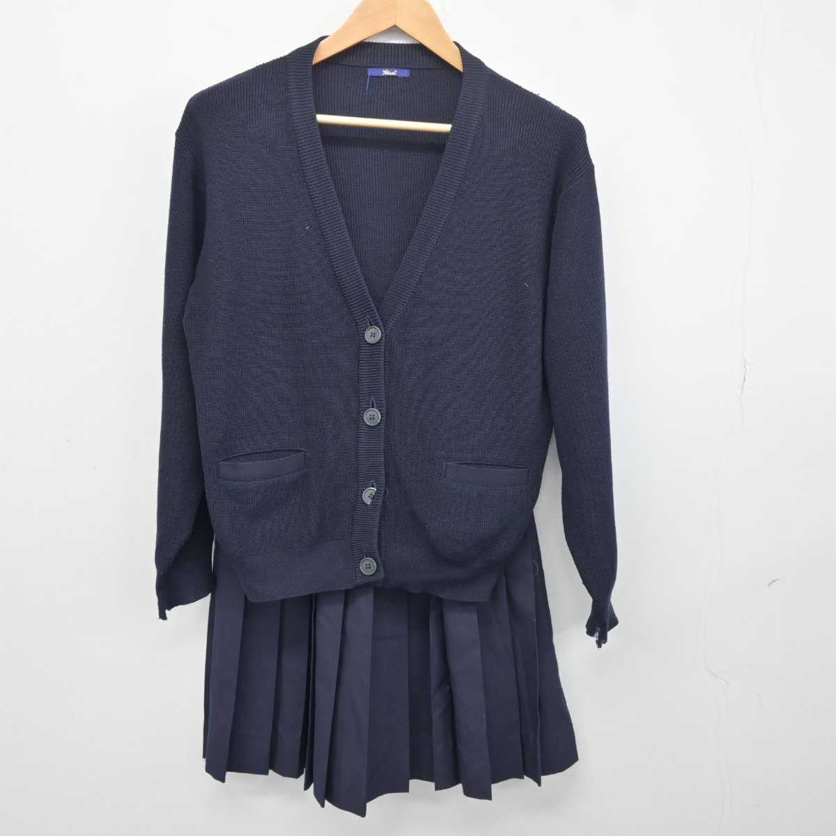 【中古】東京都 佼成学園女子中学高等学校 女子制服 2点 (ニット・スカート) sf041792