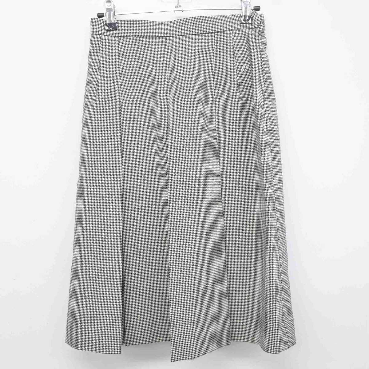 【中古】茨城県 大洗高等学校 女子制服 6点 (ブレザー・ニット・シャツ・スカート) sf041823