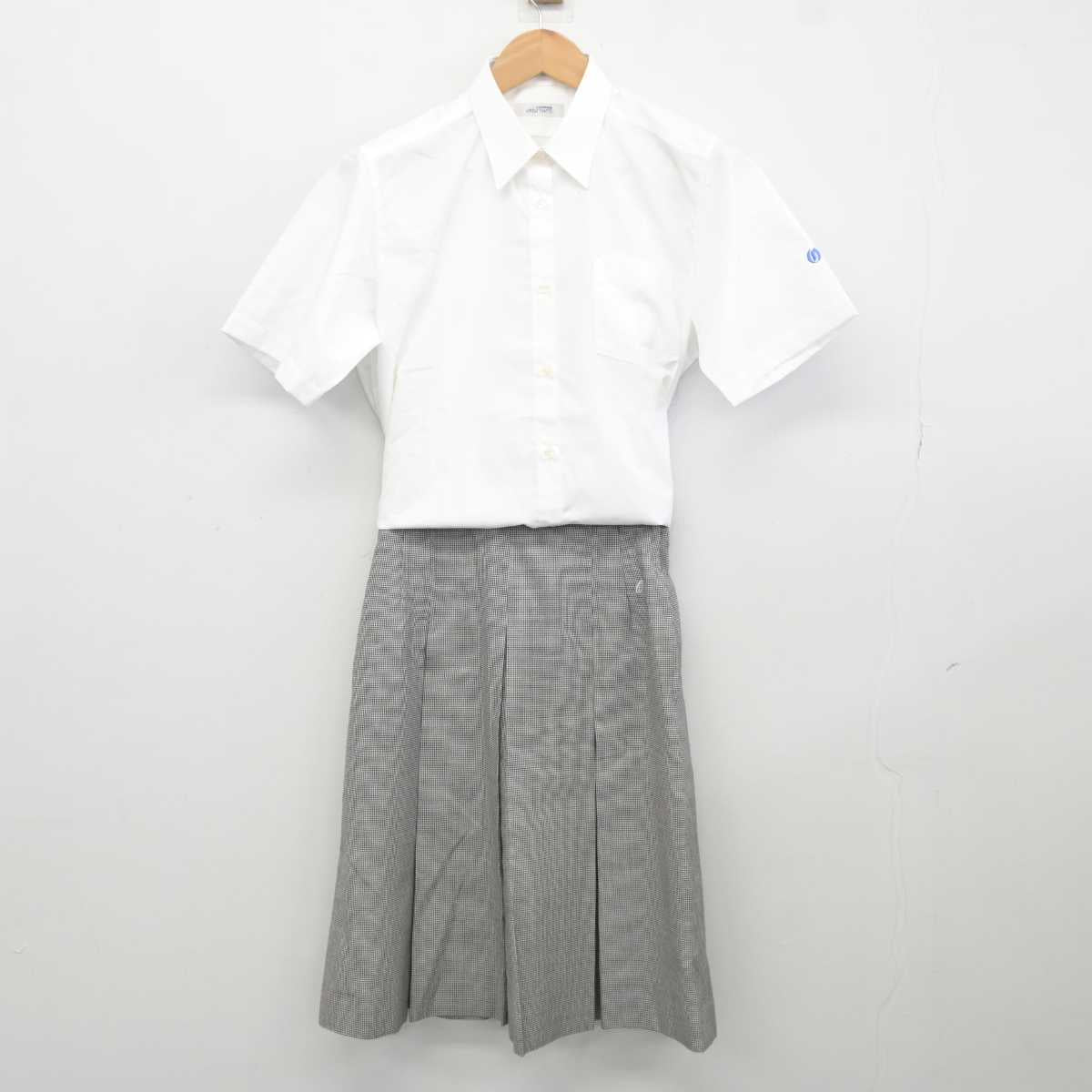 【中古】茨城県 大洗高等学校 女子制服 2点 (シャツ・スカート) sf041824