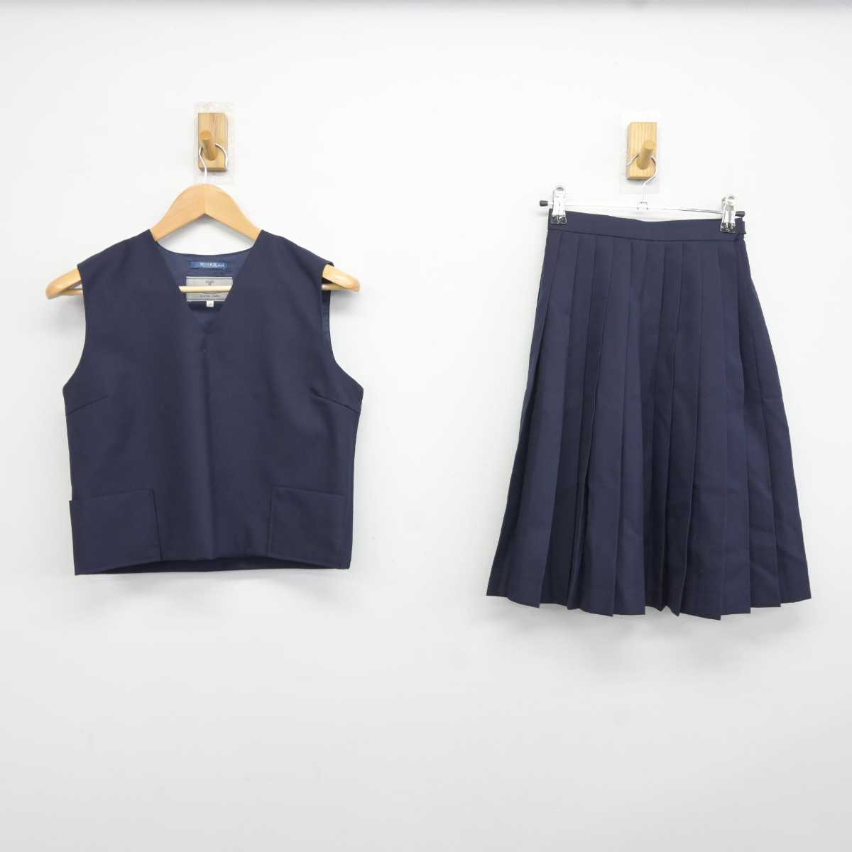 【中古】三重県 山手中学校 女子制服 2点 (ベスト・スカート) sf041873