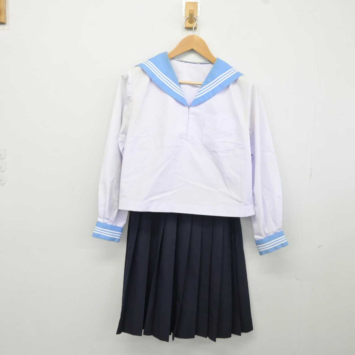 【中古】青森県 弘前大学教育学部附属中学校 女子制服 4点 (セーラー服・セーラー服・スカート) sf041891