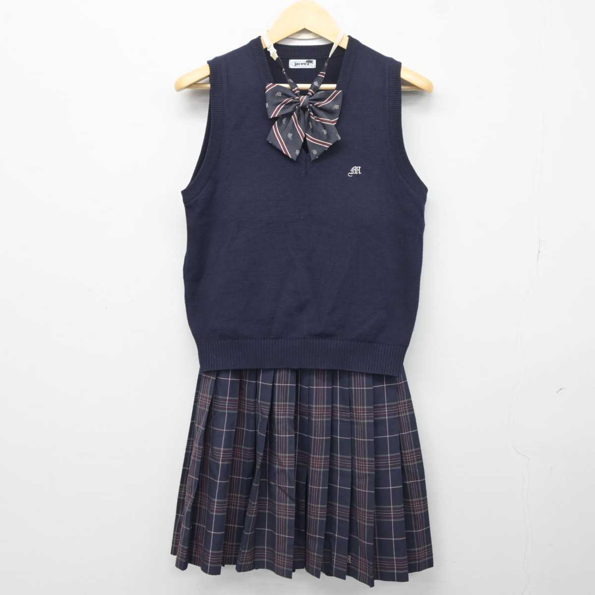 【中古】東京都 三鷹中等教育学校 女子制服 3点 (ニットベスト・スカート) sf041993