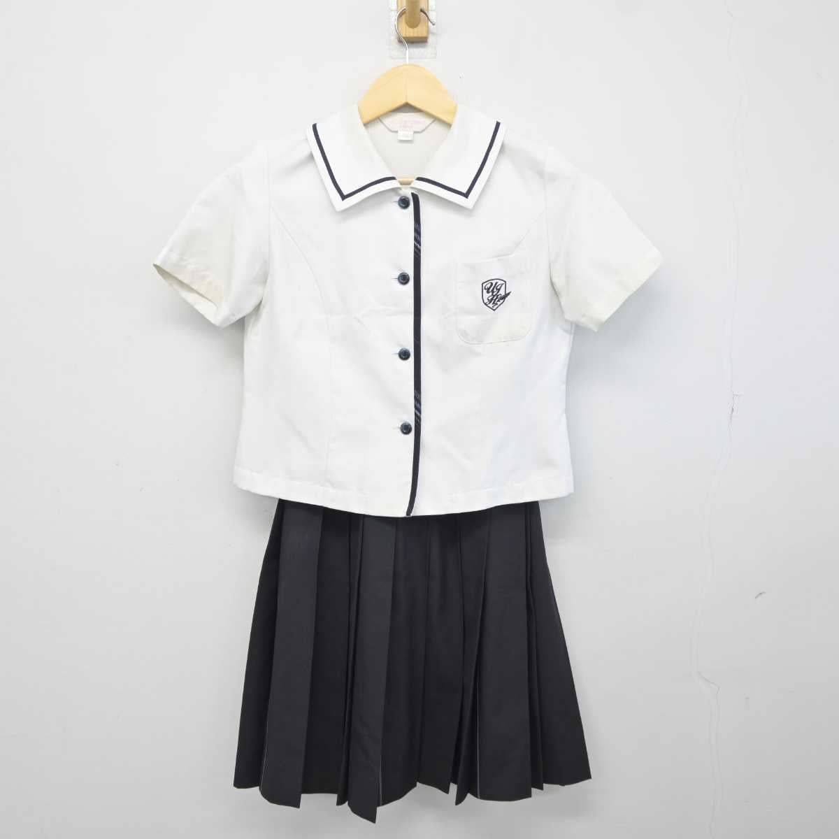 【中古】石川県 宇ノ気中学校 女子制服 3点 (シャツ・スカート) sf042062