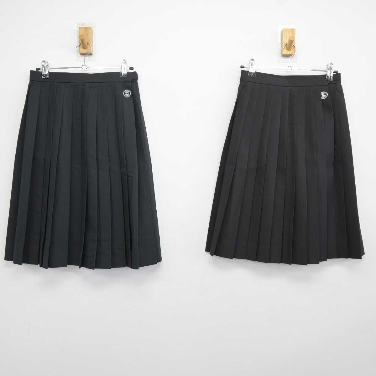 【中古】三重県 松阪市立中部中学校 女子制服 2点 (スカート・スカート) sf042100