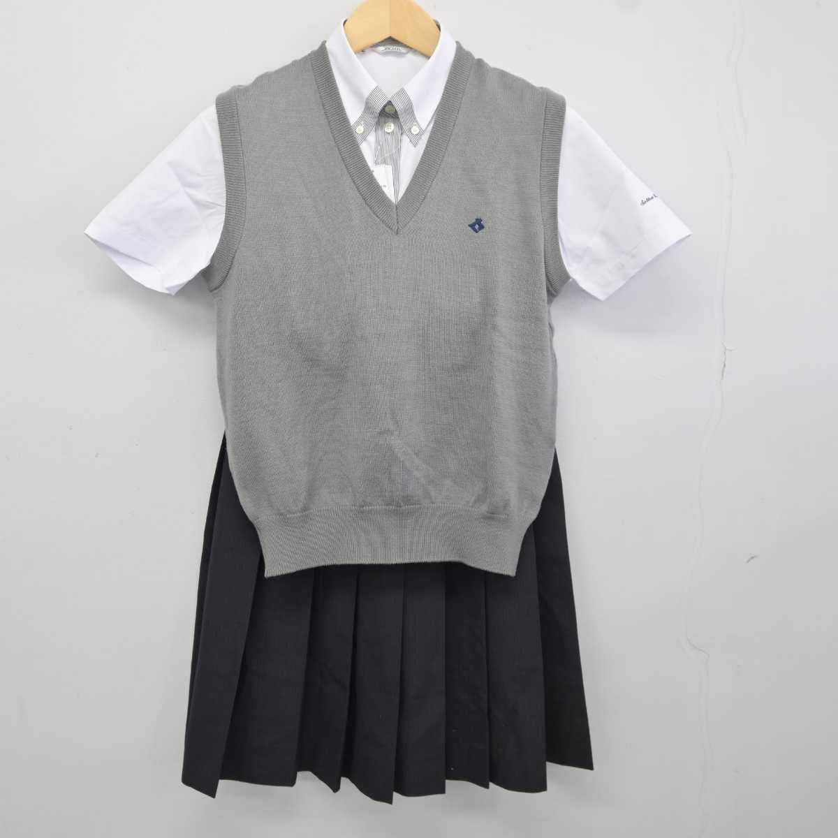 【中古】大阪府 摂津高等学校 女子制服 4点 (ニットベスト・シャツ・スカート) sf042102