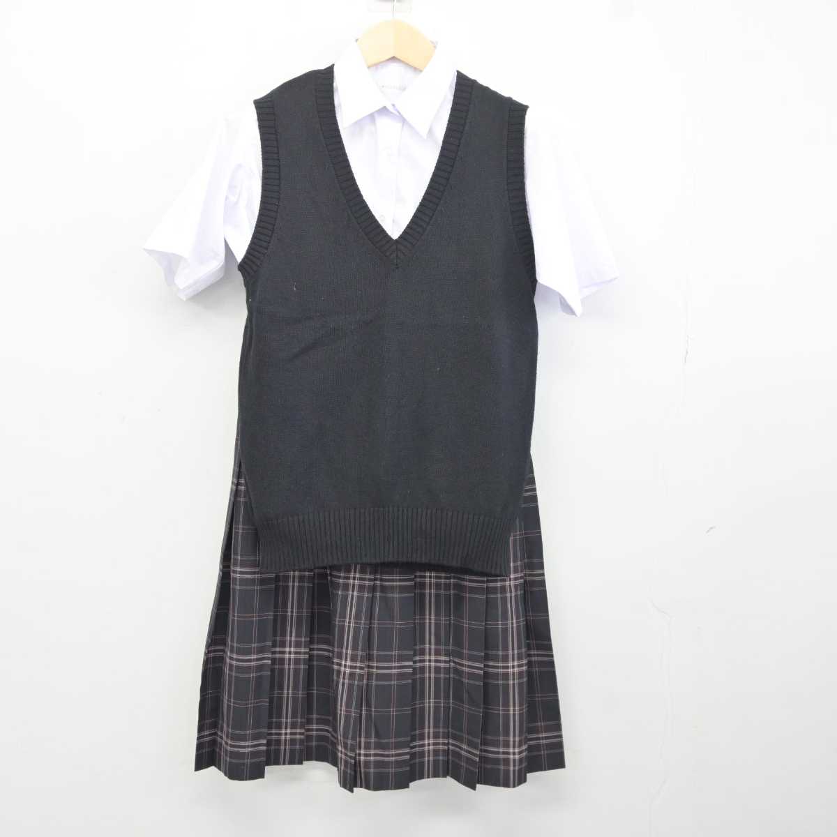 【中古】千葉県 柏特別支援学校 女子制服 3点 (ニットベスト・シャツ・スカート) sf042164