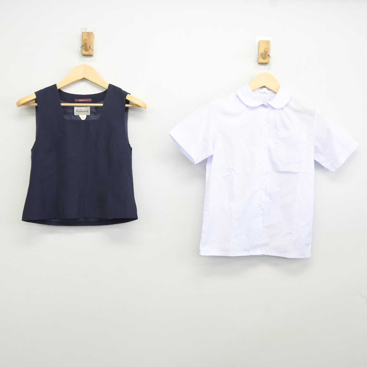 【中古】福島県 会津若松市立第五中学校 女子制服 2点 (ベスト・シャツ) sf042176