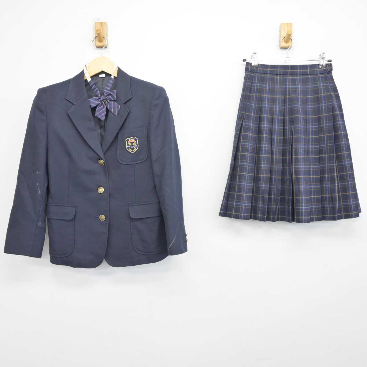 【中古】京都府 京都御池中学校 女子制服 5点 (ブレザー・スカート) sf042242