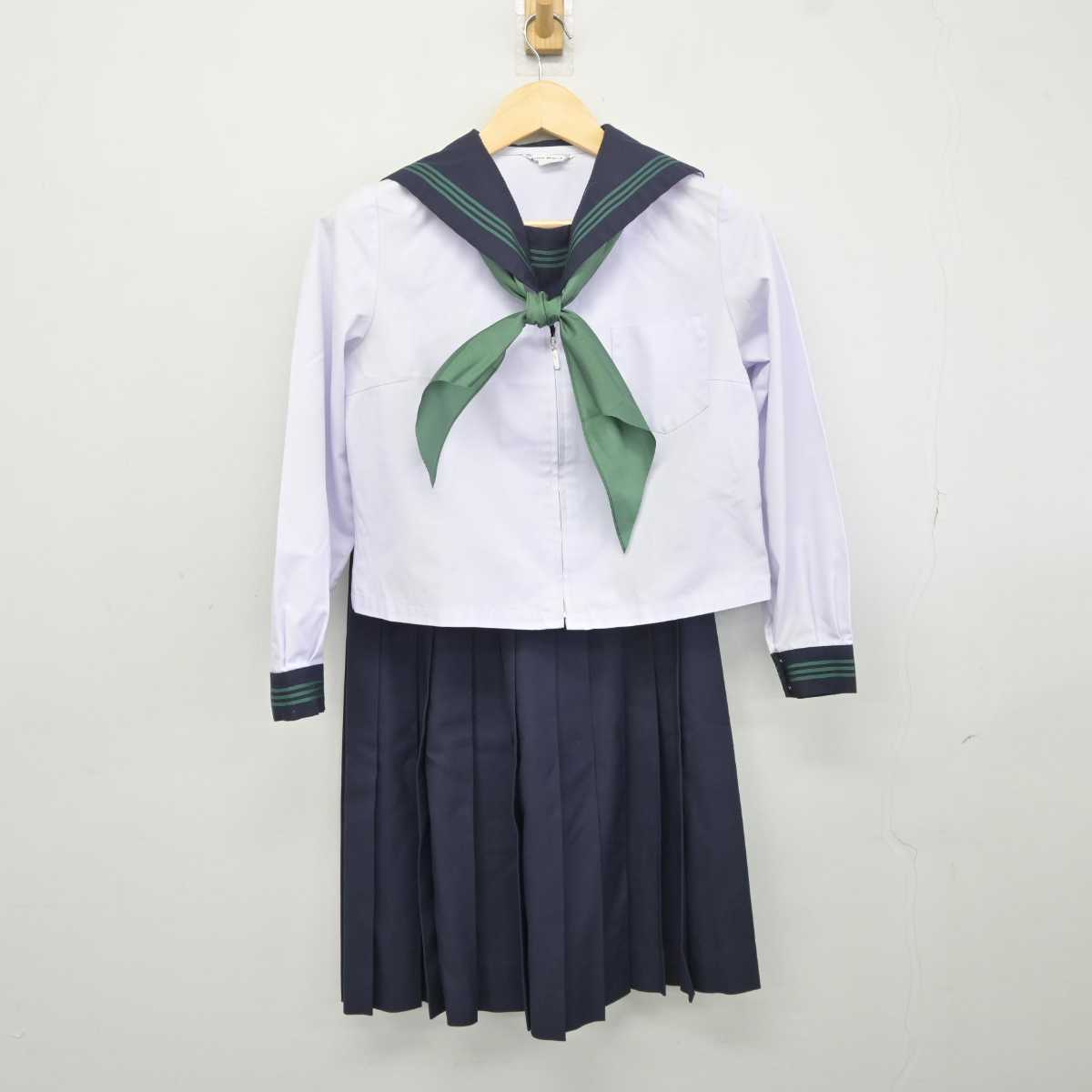 【中古】富山県 高岡市立五位中学校 女子制服 3点 (セーラー服・スカート) sf042289