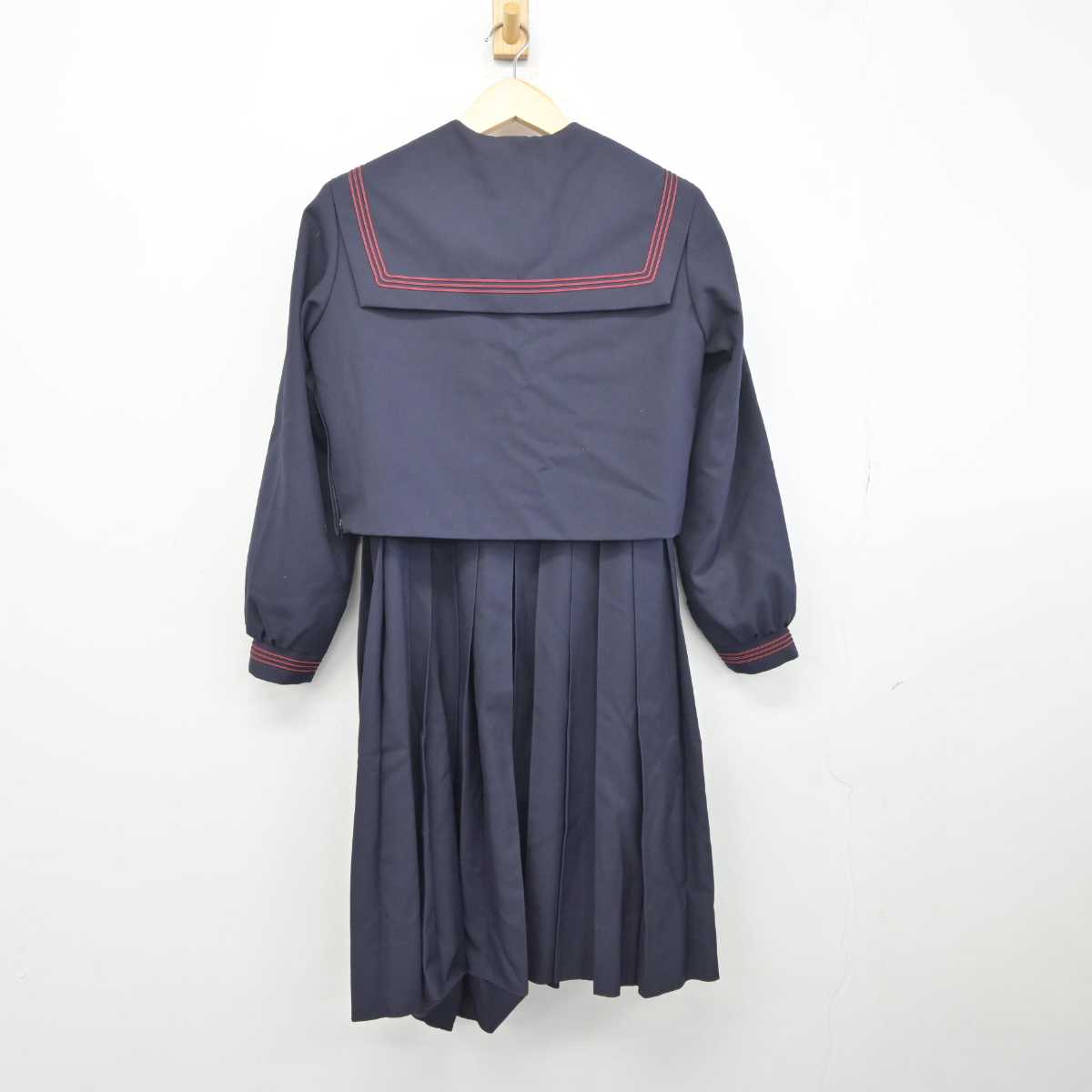 【中古】福岡県 太宰府東中学校 女子制服 2点 (セーラー服・ジャンパースカート) sf042295