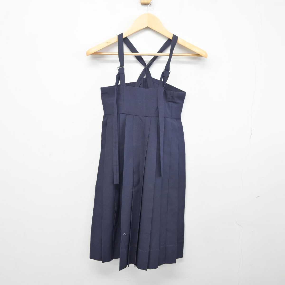 【中古】熊本県 熊本県立第一高等学校 女子制服 2点 (セーラー服・スカート) sf042300