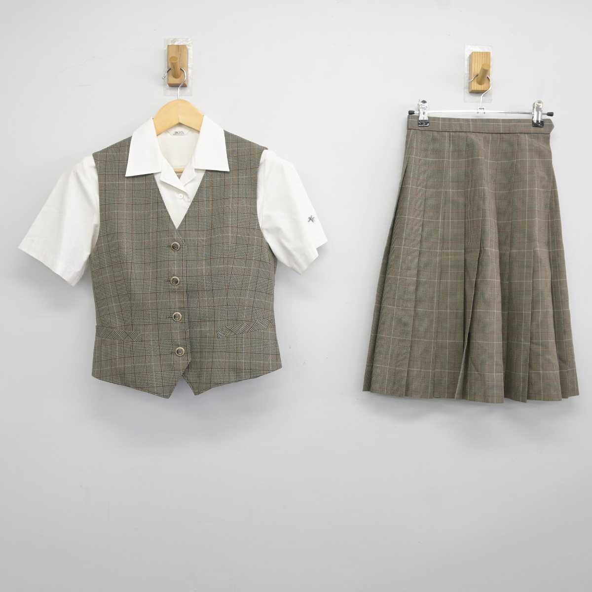 【中古】愛知県 半田商業高等学校 女子制服 4点 (シャツ・ベスト・スカート) sf042320