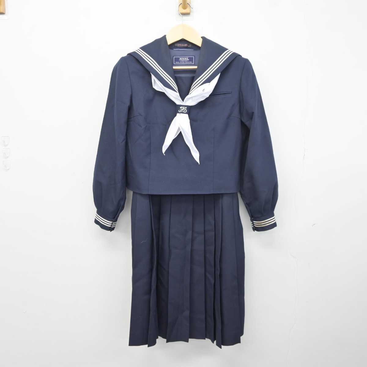 【中古】茨城県 永山中学校  女子制服 3点 (セーラー服・ジャンパースカート) sf042352