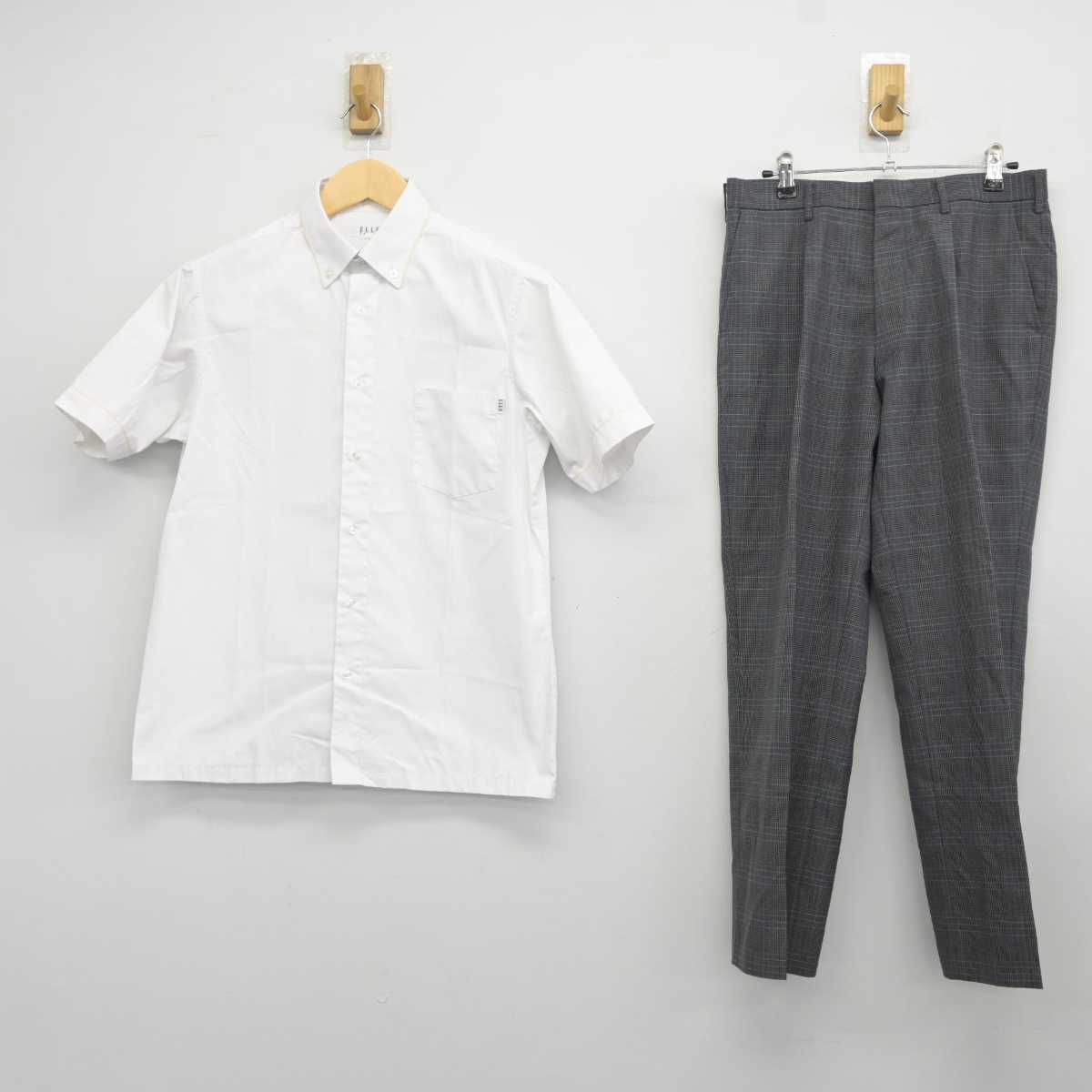 【中古】愛知県 至学館高等学校 男子制服 2点 (シャツ・ズボン) sf042423