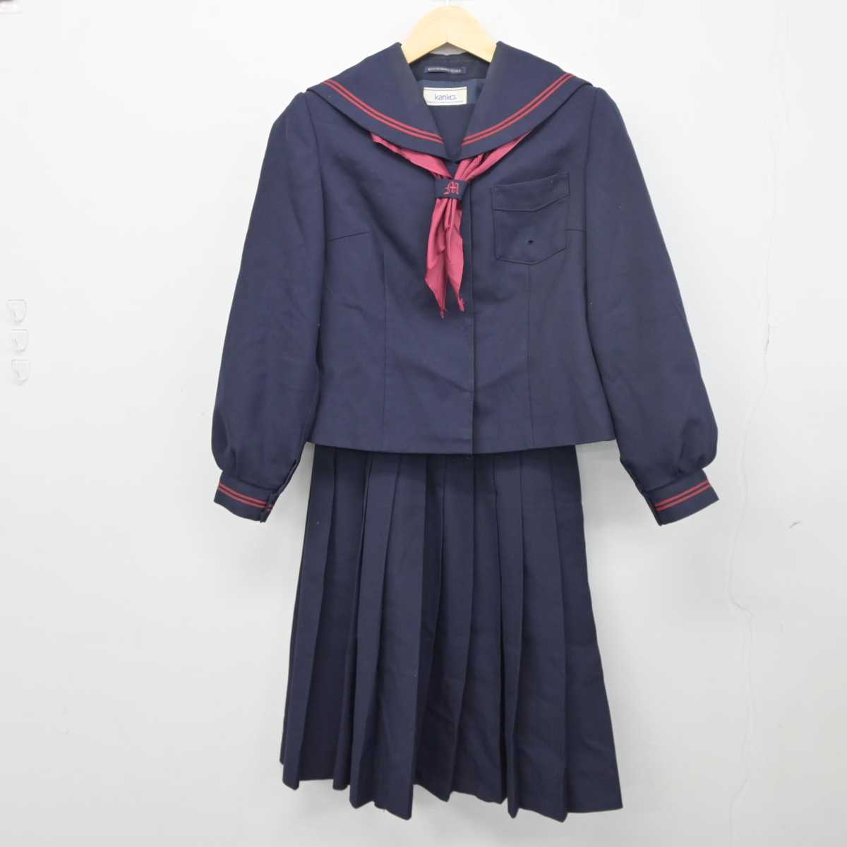 中古】石川県 松任中学校 女子制服 3点 (セーラー服・スカート) sf042457 | 中古制服通販パレイド