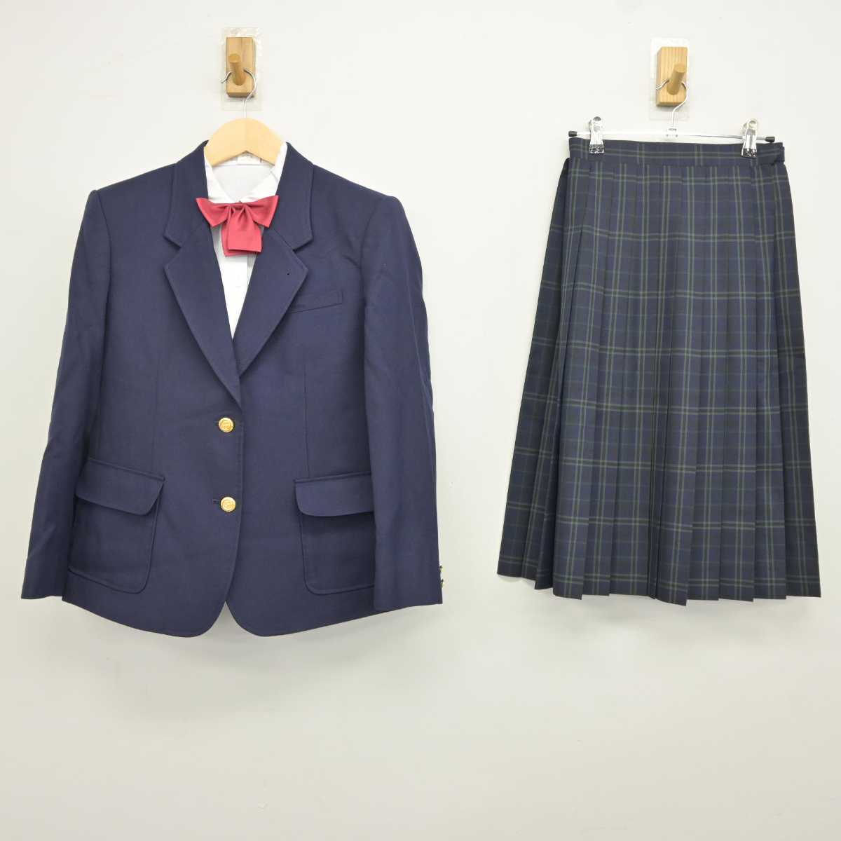 【中古】埼玉県 栄進中学校 女子制服 4点 (ブレザー・シャツ・スカート) sf042491