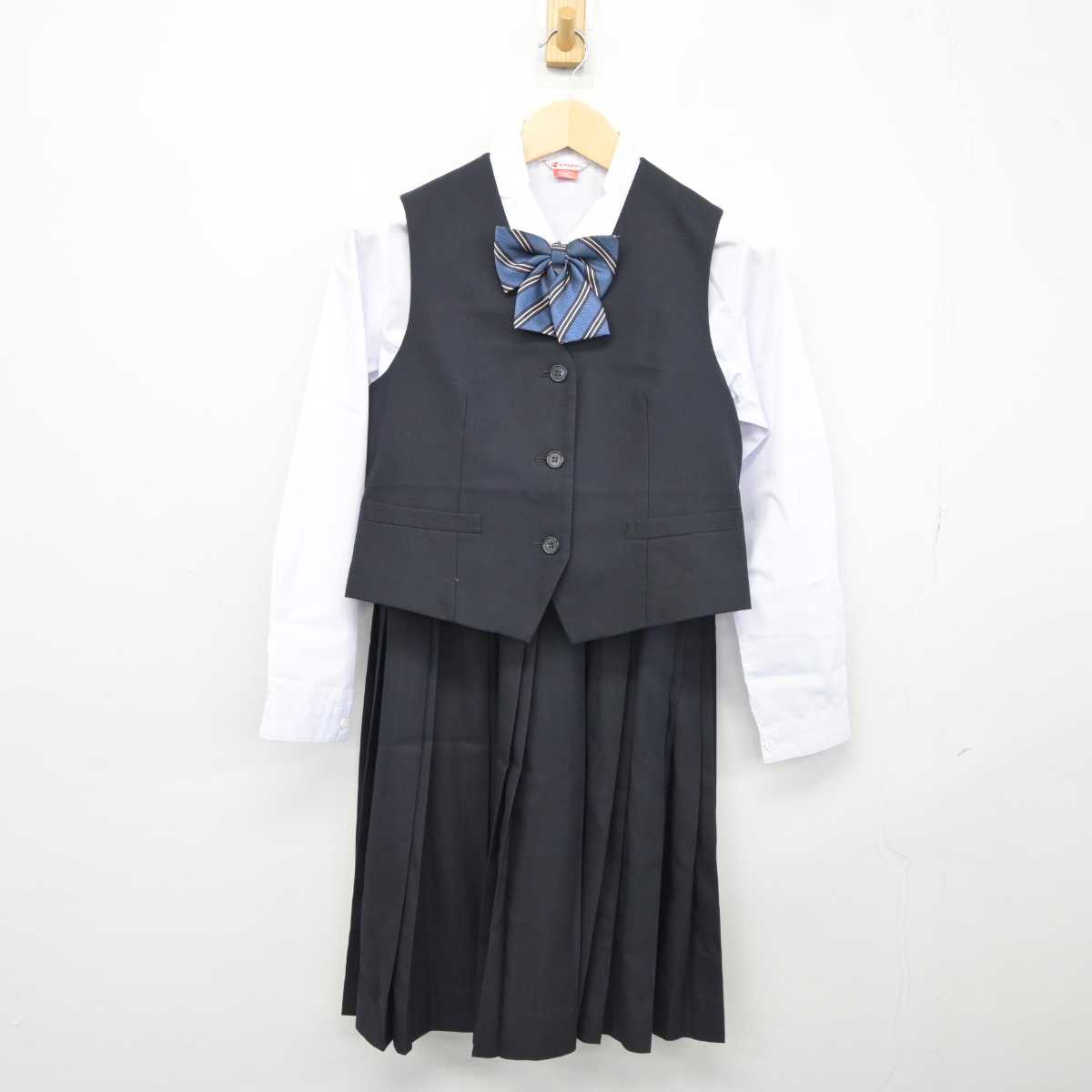 【中古】岩手県 種市中学校 女子制服 5点 (ブレザー・ベスト・シャツ・スカート) sf042522