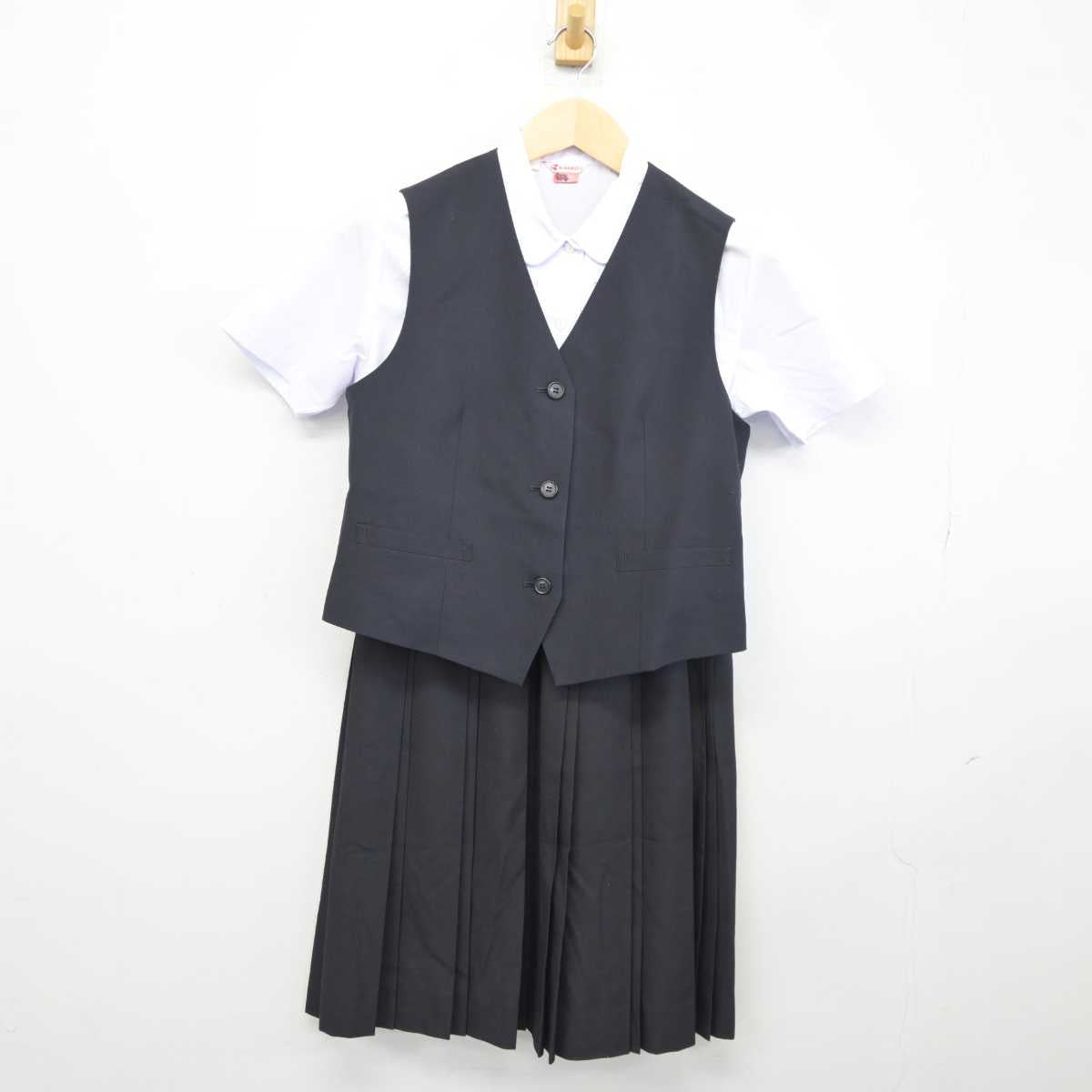 【中古】岩手県 種市中学校 女子制服 3点 (ベスト・シャツ・スカート) sf042523