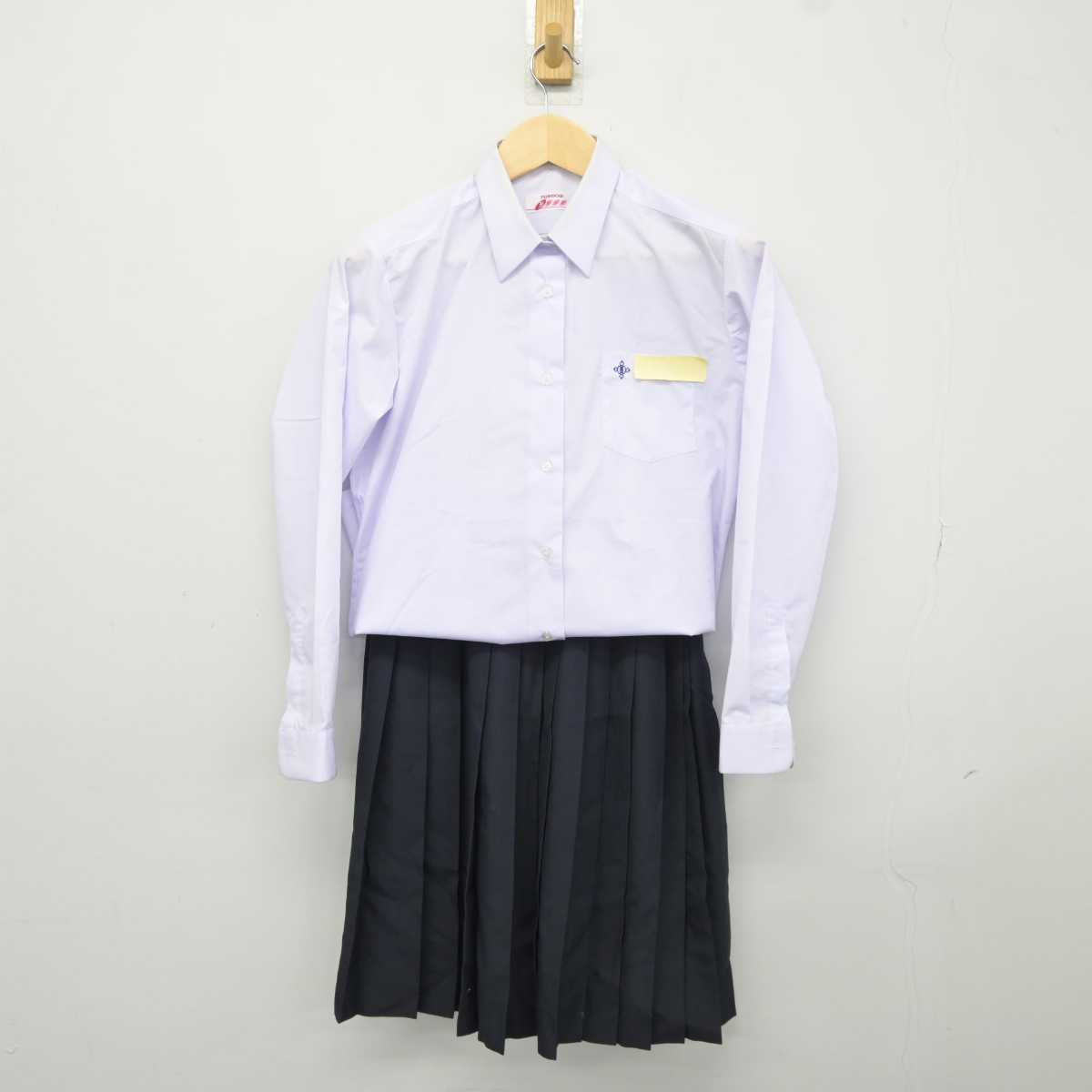 【中古】岐阜県 真正中学校 女子制服 3点 (シャツ・スカート) sf042541