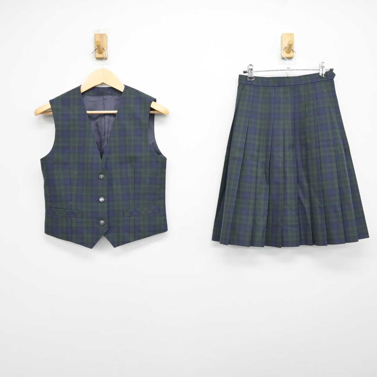 【中古】神奈川県 桐光学園中学校高等学校 女子制服 2点 (ベスト・スカート) sf042567