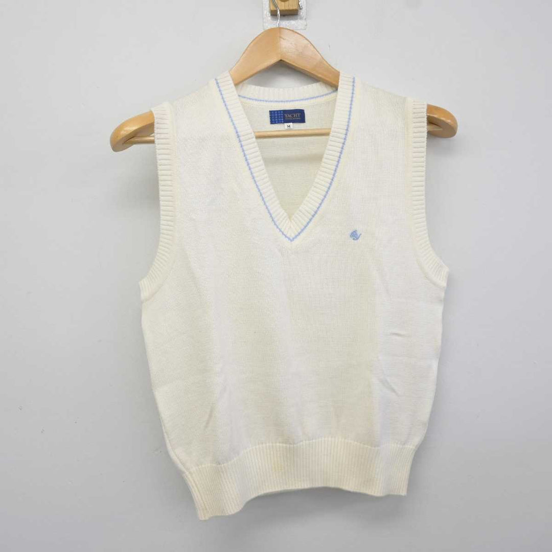 中古】東京都 小山中学校 女子制服 3点 (ニットベスト・スカート 中古】東京都 小山中学校 女子制服 3点 (ニットベスト・スカート