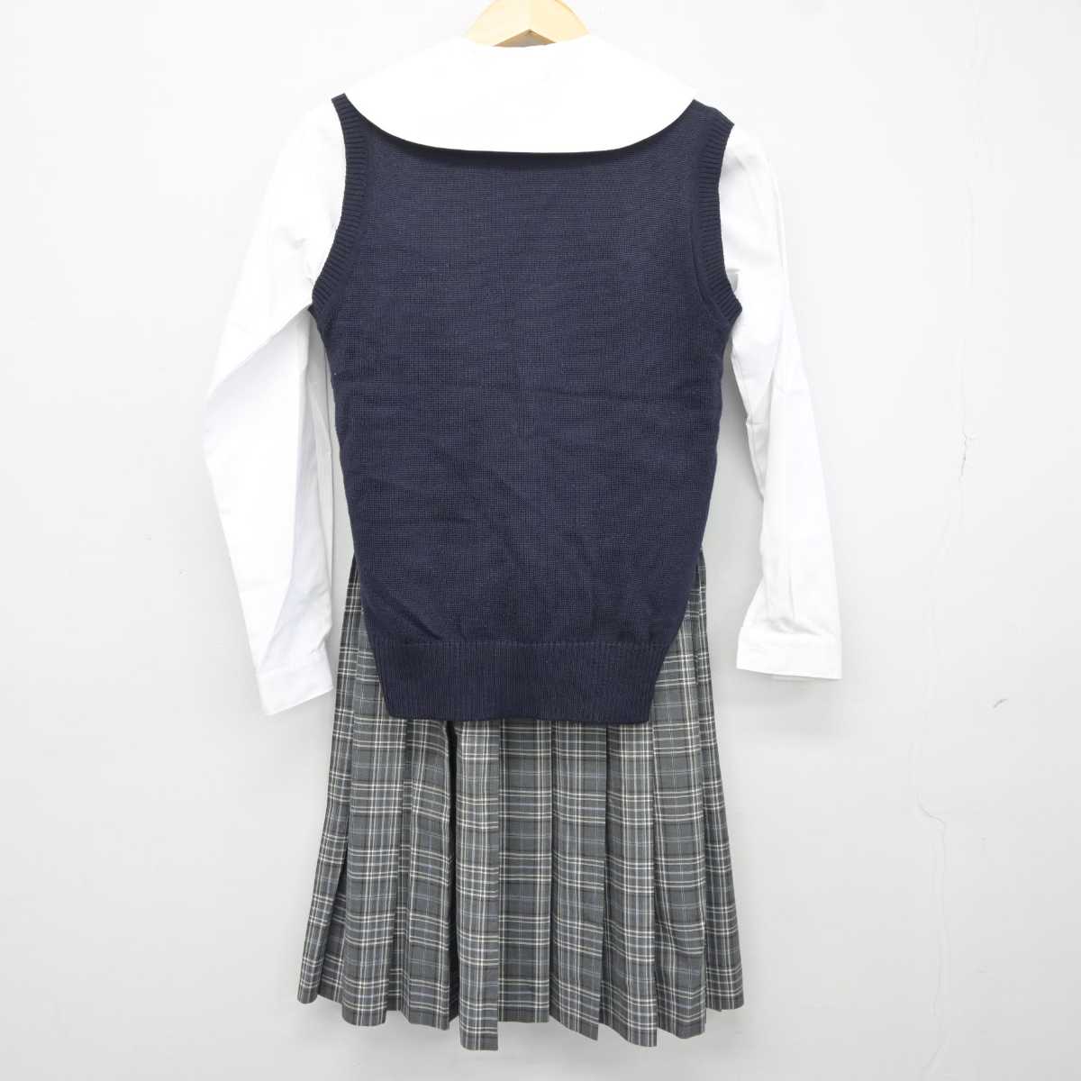 【中古】北海道 北海道大麻高等学校 女子制服 3点 (ニットベスト・シャツ・スカート) sf042674