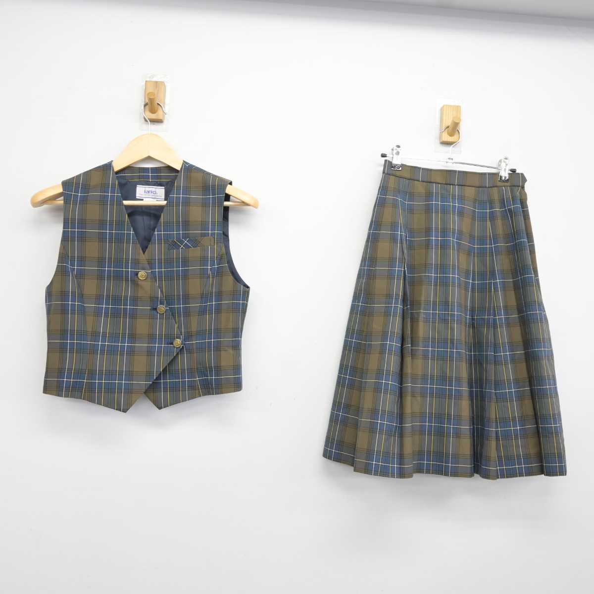 【中古】北海道 平岡中学校 女子制服 2点 (ベスト・スカート) sf042687