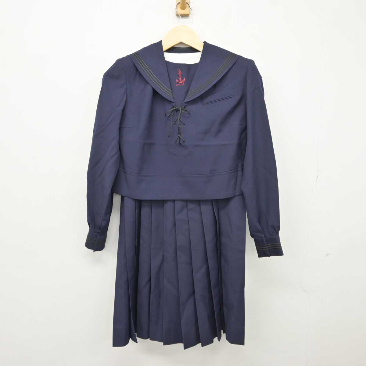 【中古】東京都 雙葉中学校高等学校 女子制服 4点 (セーラー服・スカート) sf042779