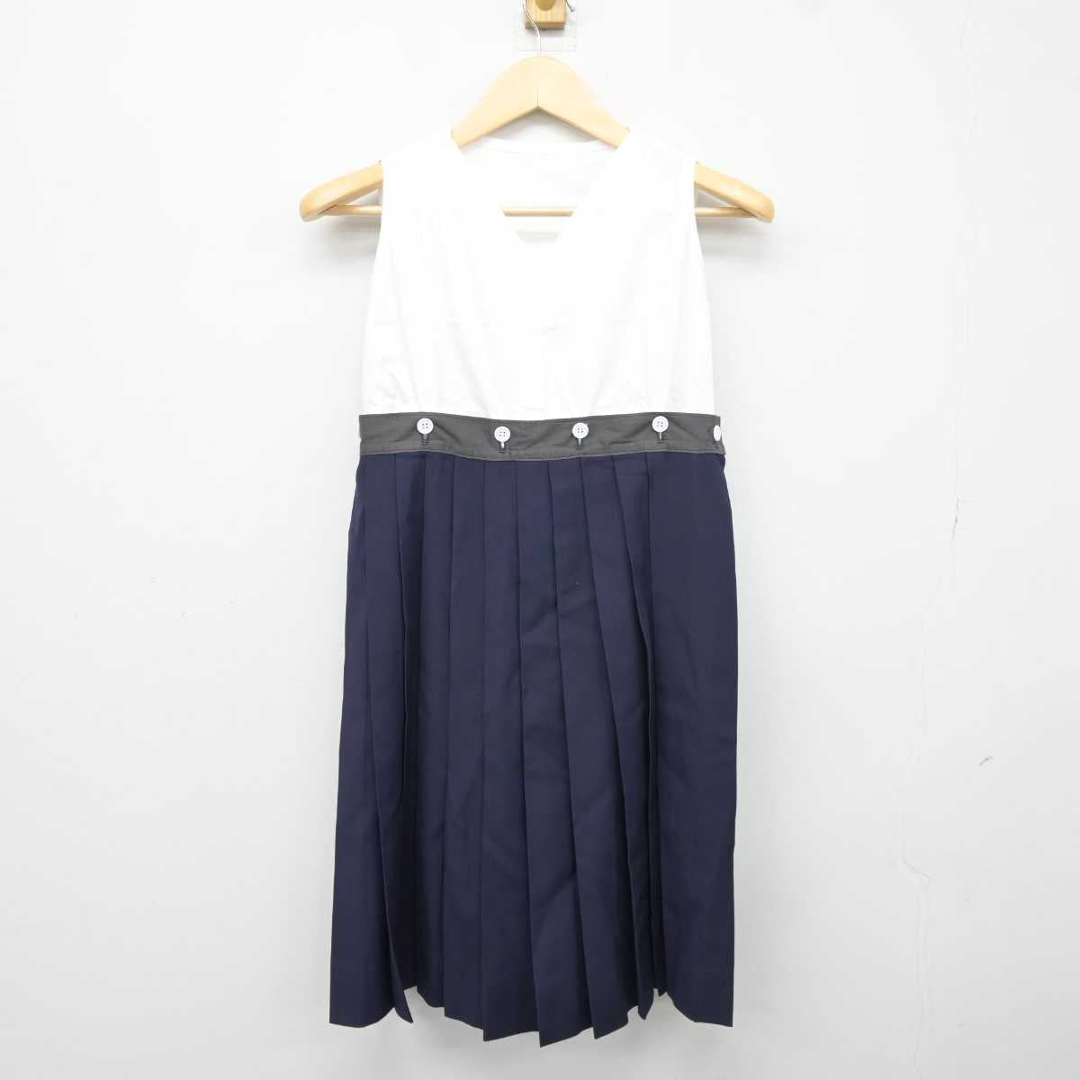 【中古】東京都 雙葉中学校高等学校 女子制服 4点 (セーラー服・スカート) sf042779