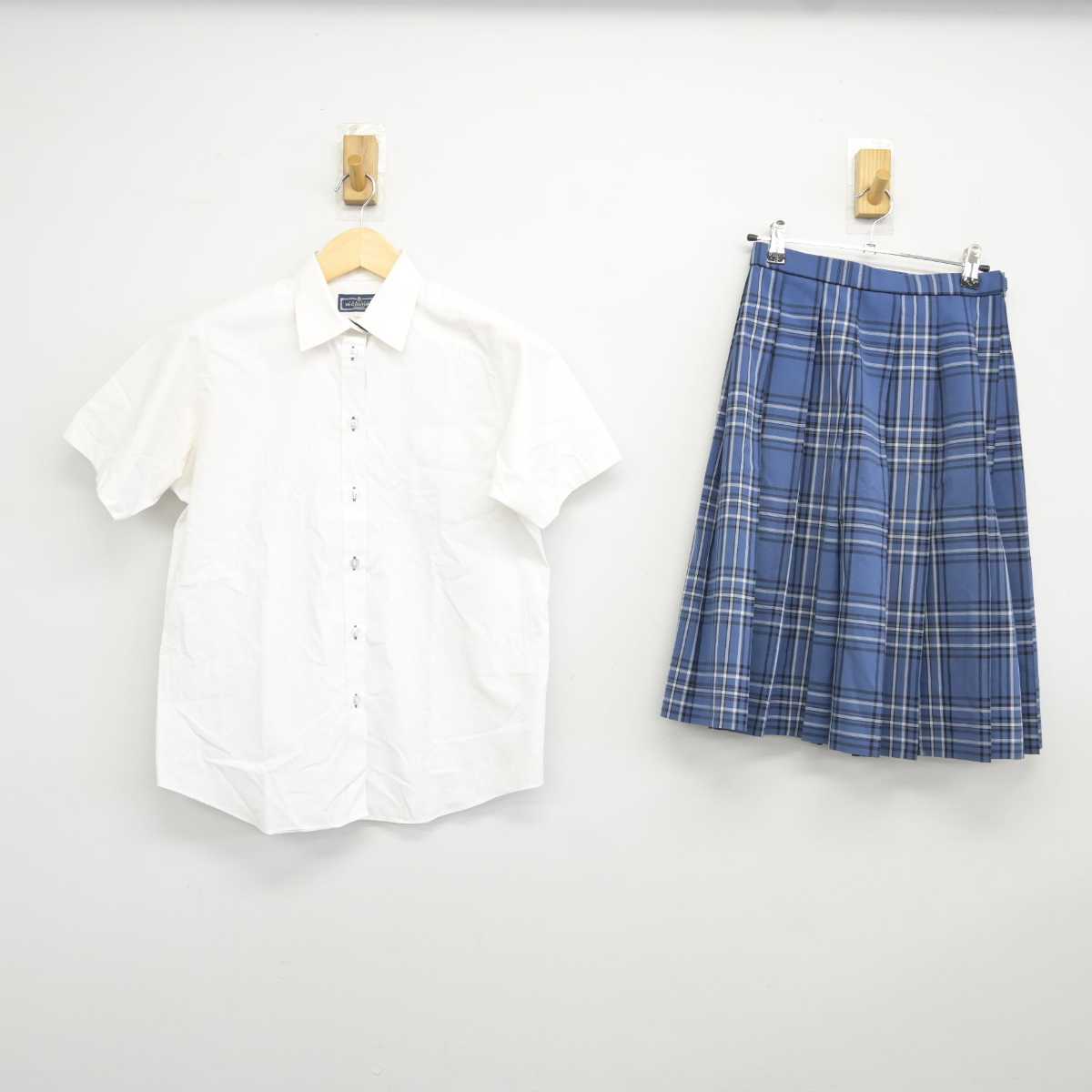 【中古】福岡県 博多学園 博多高等学校 女子制服 2点 (シャツ・スカート) sf042876