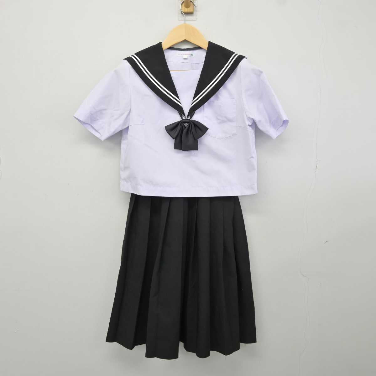 【中古】愛知県 豊川市立小坂井中学校 女子制服 4点 (セーラー服・スカート) sf042947